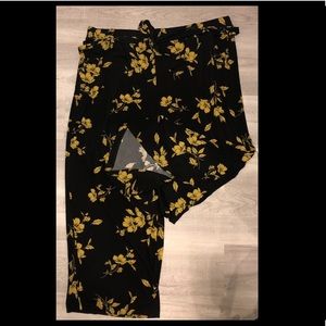 4X TORRID wide leg floral pants